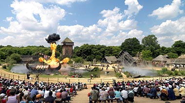 Spectacle viking du Puy du Fou en Vendée