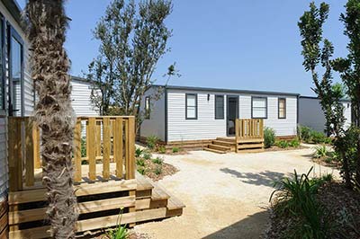Mobil-home de luxe dans le village piétonnier au camping à Saint-Hilaire en Vendée
